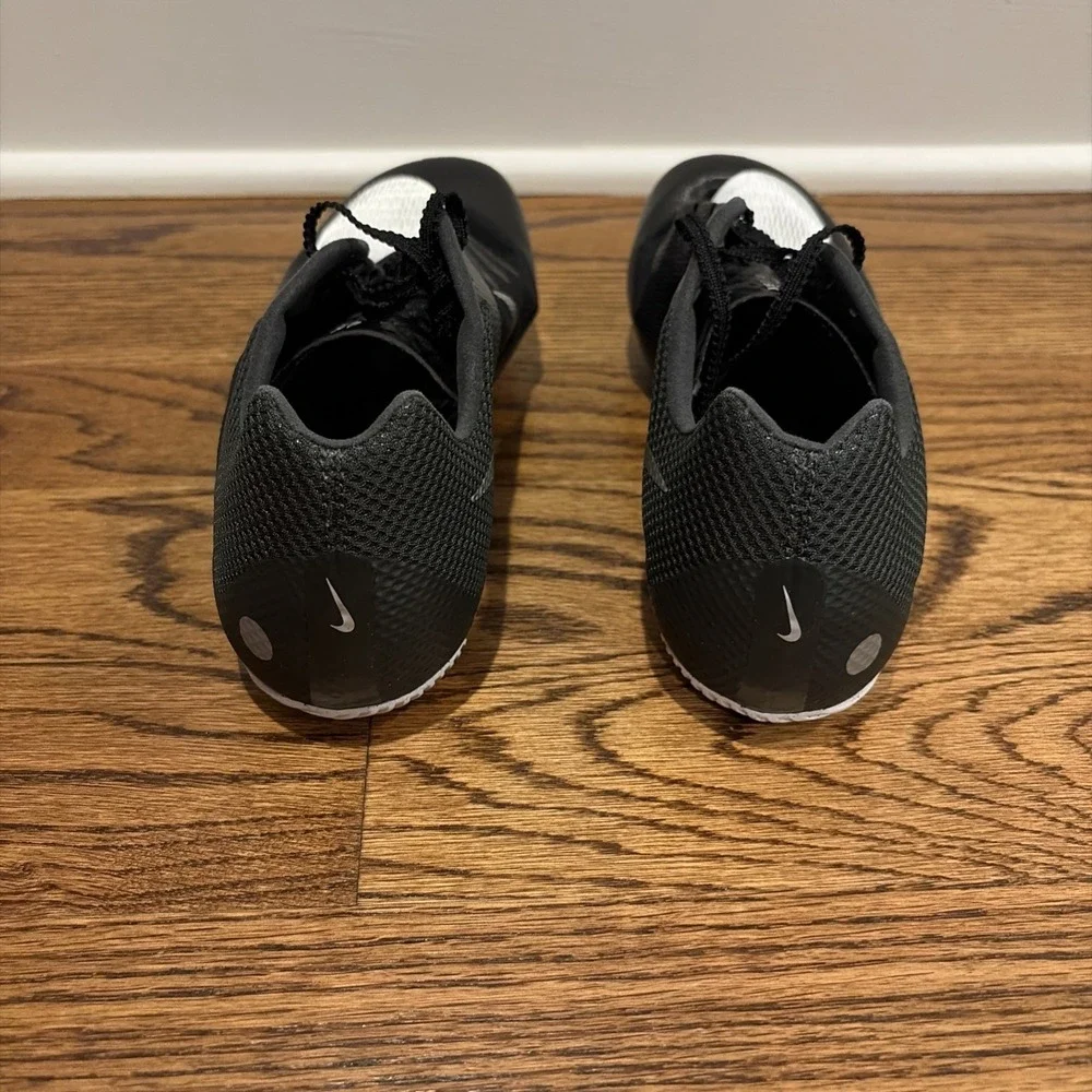 Nike zoom rival